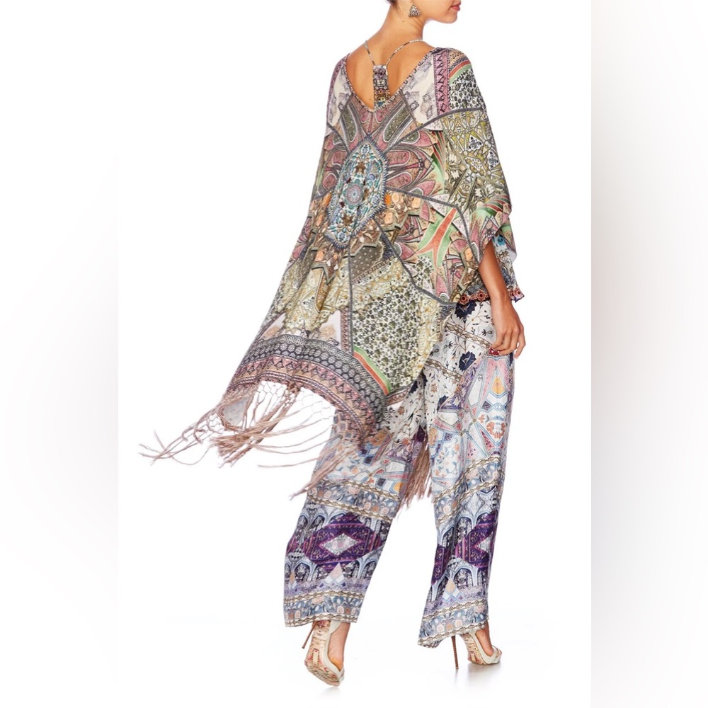 NWOT Camilla Long Vneck Poncho With Fringing in 
Soul Sisters in size fits all
